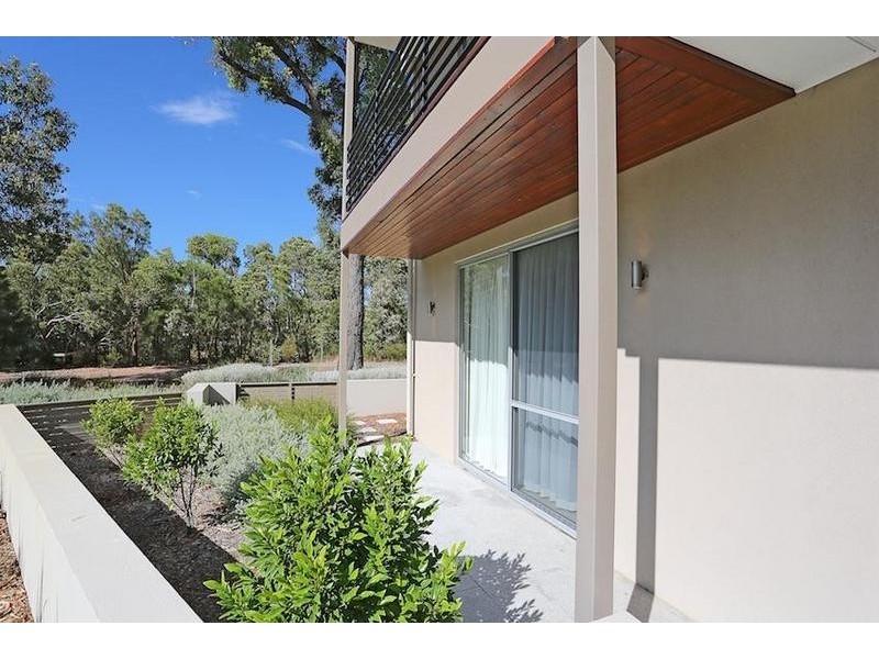 84 Whimbrel Crescent, Coodanup WA 6210