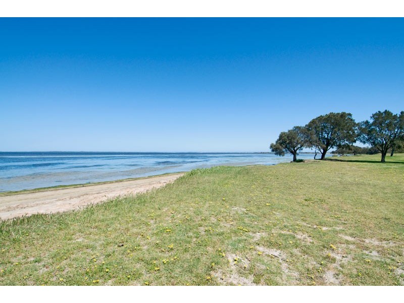 84 Whimbrel Crescent, Coodanup WA 6210