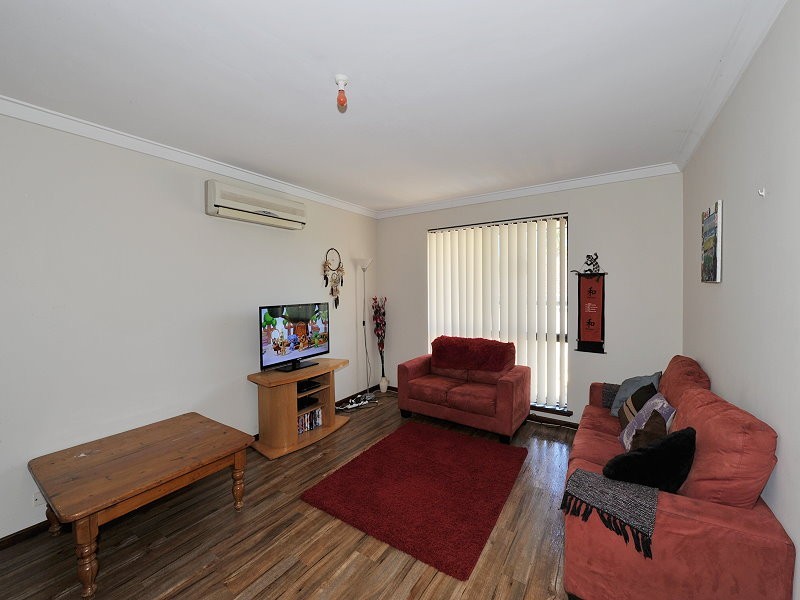 2/139 Mclarty Road, Halls Head WA 6210