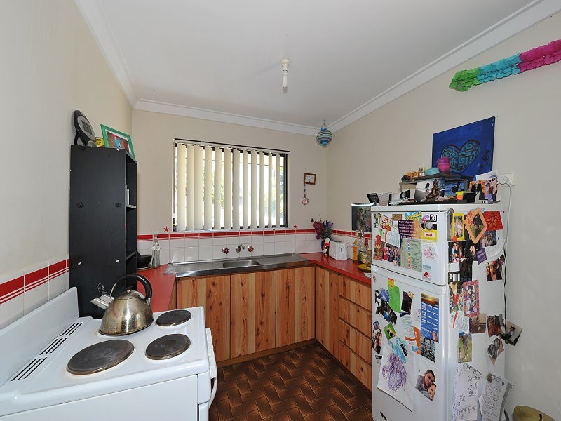 2/139 Mclarty Road, Halls Head WA 6210