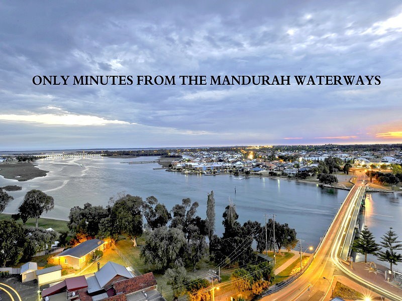 1 Brouwer Trail, Dudley Park WA 6210