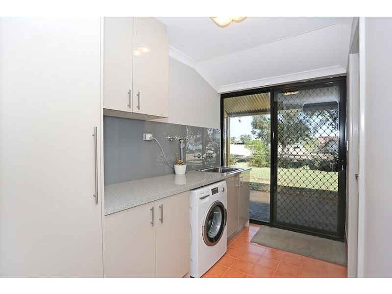 38 Tranquil Retreat, Barragup WA 6209