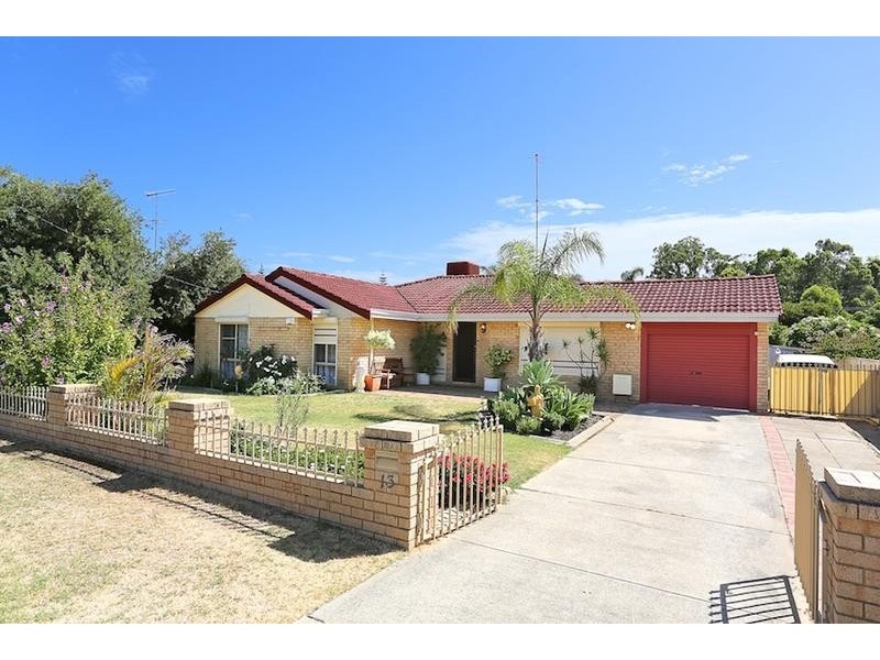 13 Windermere Way, Greenfields WA 6210