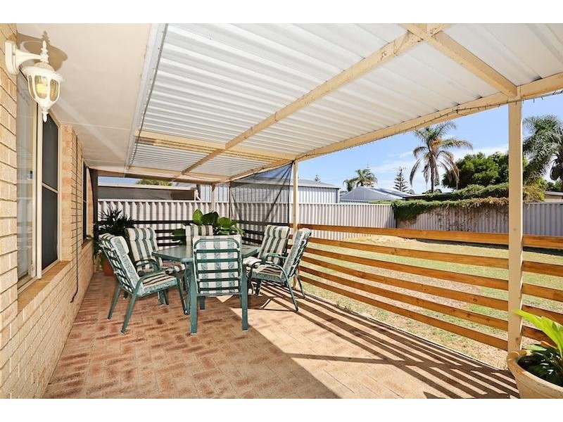 13 Windermere Way, Greenfields WA 6210