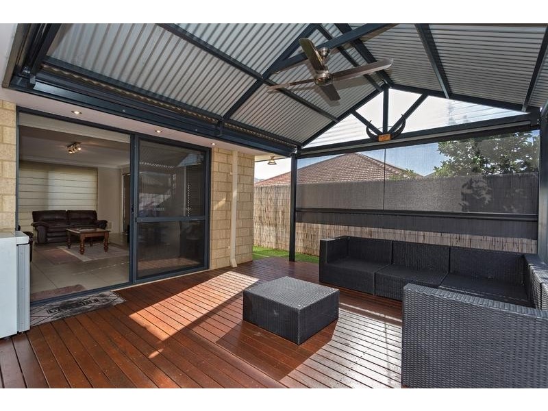 10 Bertha Loop, Dudley Park WA 6210