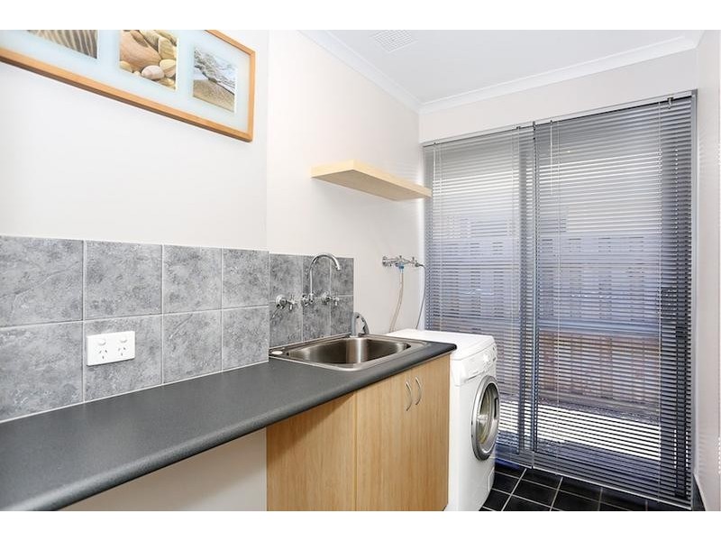 52 Seascapes Boulevard, Halls Head WA 6210