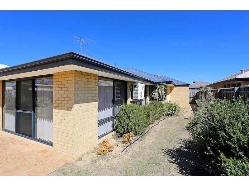 57 Seascapes Boulevard, Halls Head WA 6210