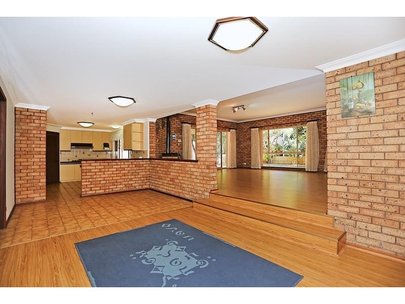 18 Melaleuca Terrace, Halls Head WA 6210