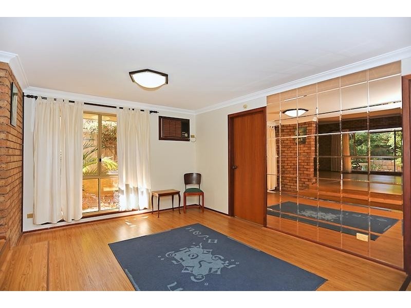 18 Melaleuca Terrace, Halls Head WA 6210