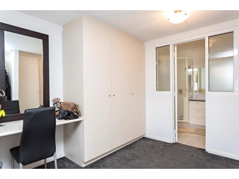 13/1 Breakwater Parade, Mandurah WA 6210