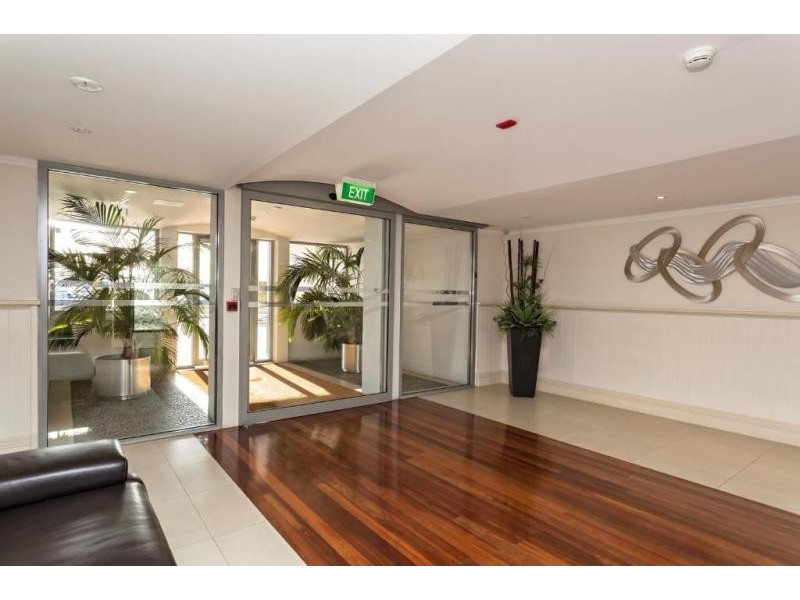 13/1 Breakwater Parade, Mandurah WA 6210