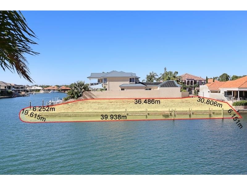 12 Eunamara Retreat, Halls Head WA 6210