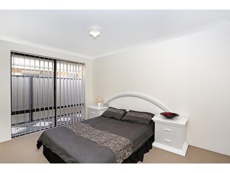 18 Bamburgh Turn, Meadow Springs WA 6210