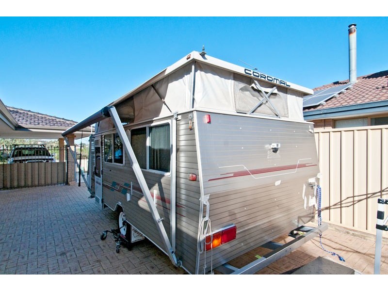 8 Clipper Way, Halls Head WA 6210