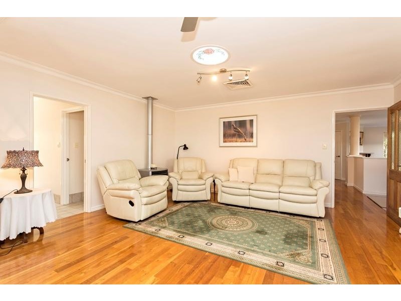 1 Carnarvon Way, Erskine WA 6210