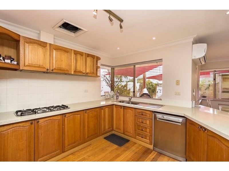 1 Carnarvon Way, Erskine WA 6210