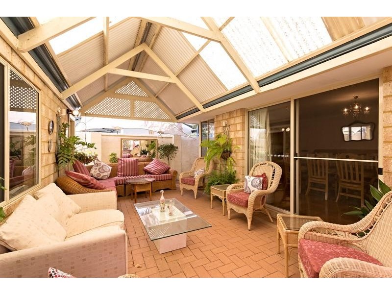 1 Carnarvon Way, Erskine WA 6210