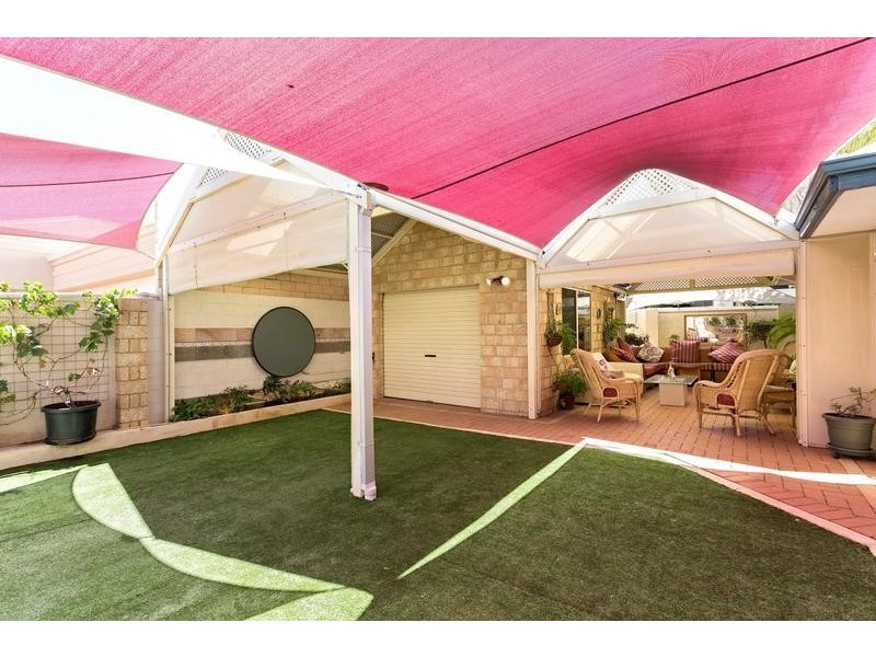 1 Carnarvon Way, Erskine WA 6210