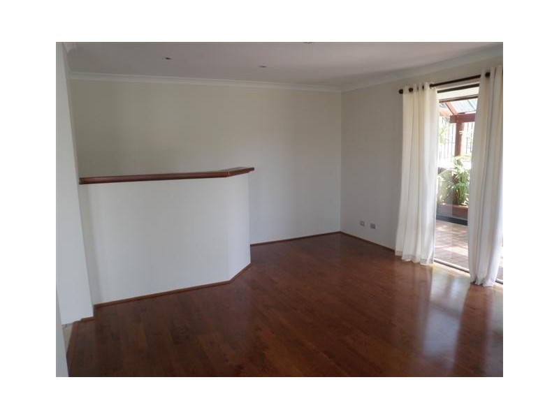 81 Templetonia Promenade, Halls Head WA 6210