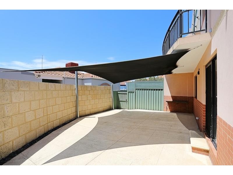 58 Waterside Drive, Dudley Park WA 6210