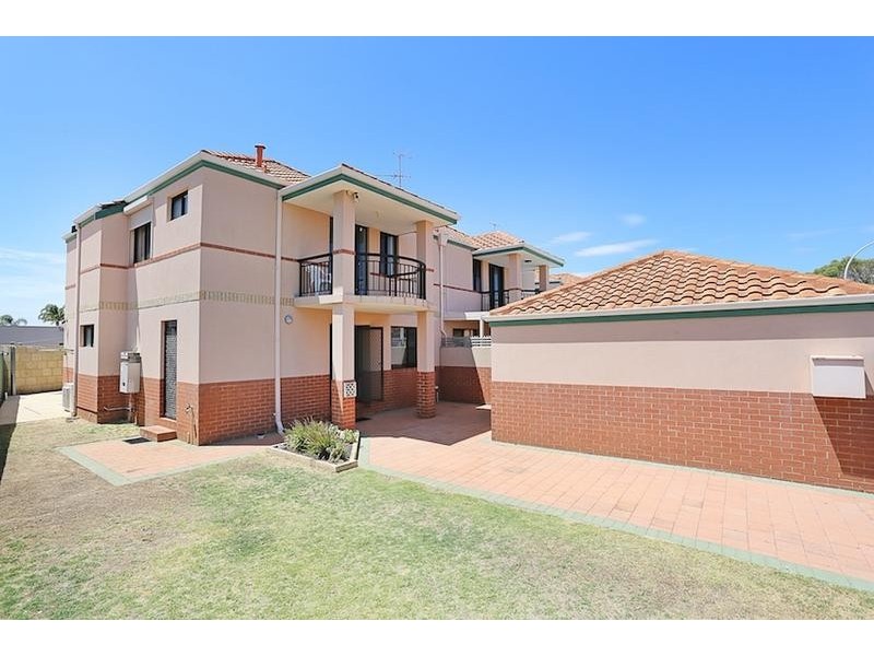 58 Waterside Drive, Dudley Park WA 6210