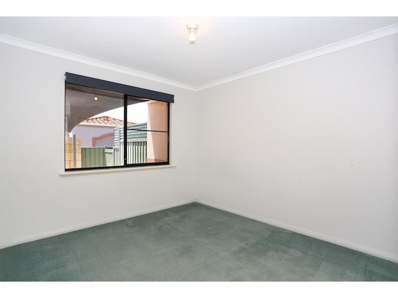 58 Waterside Drive, Dudley Park WA 6210