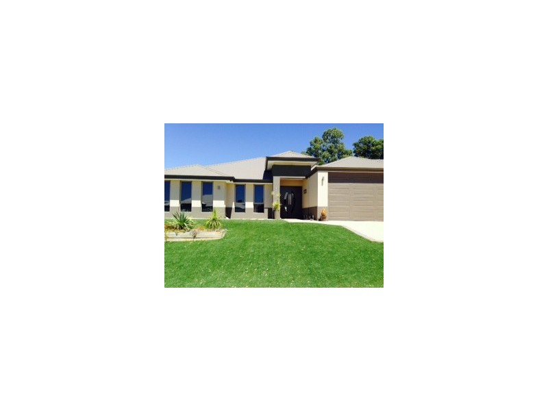 3 Solandri Turn, Halls Head WA 6210