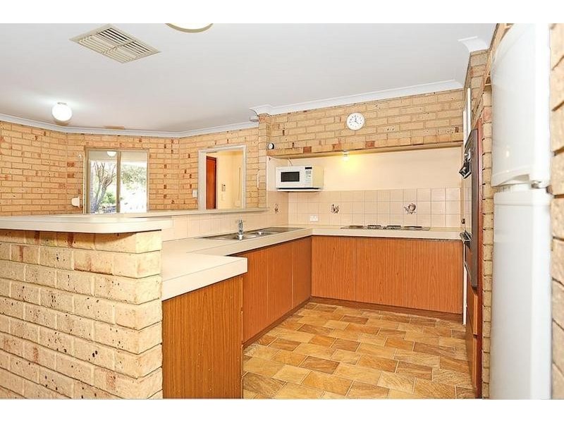 8 Haven Court, Silver Sands WA 6210