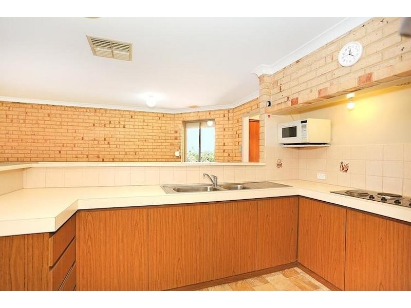 8 Haven Court, Silver Sands WA 6210