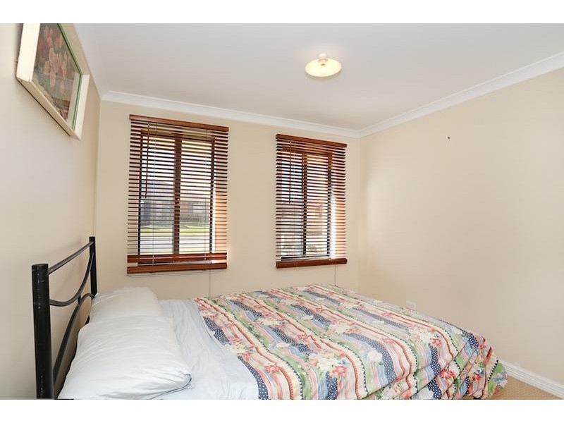 50 Carissa Turn, Halls Head WA 6210