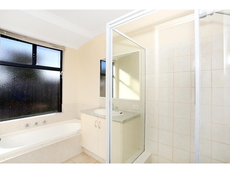 50 Carissa Turn, Halls Head WA 6210