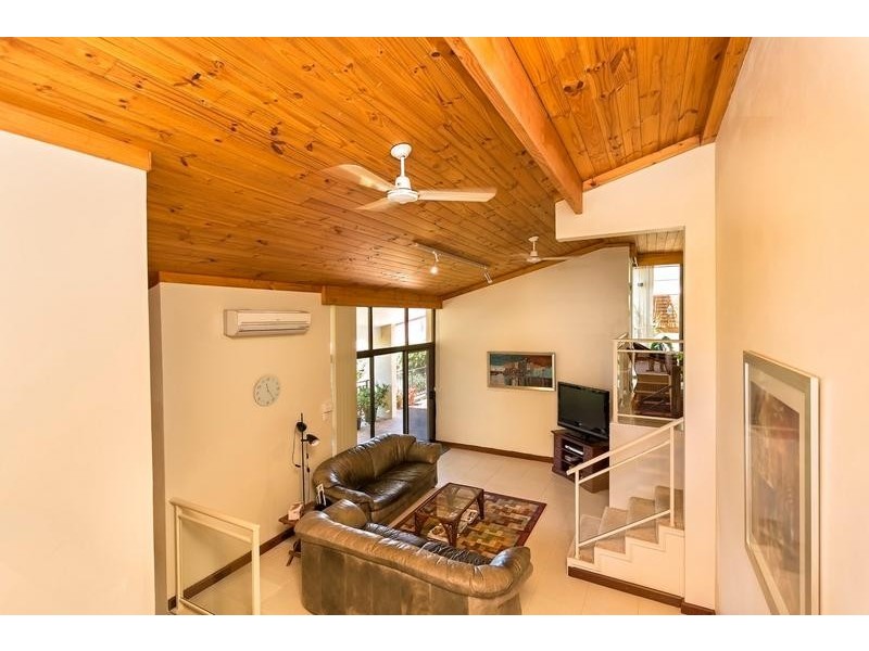 17 Carina Circle, Halls Head WA 6210