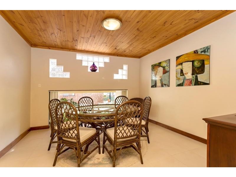 17 Carina Circle, Halls Head WA 6210