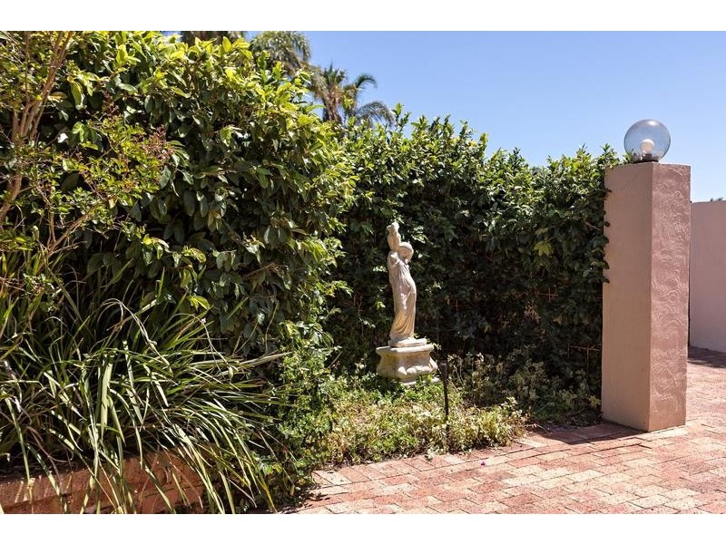 17 Carina Circle, Halls Head WA 6210