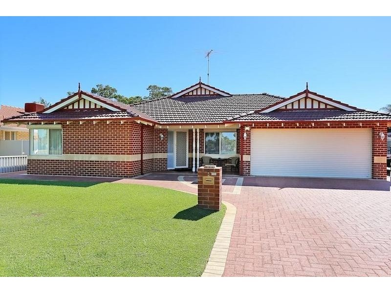 5 Swan Close, Dudley Park WA 6210