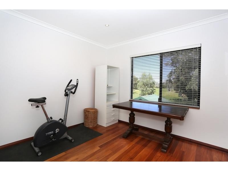 37 Grandmere Parade, Meadow Springs WA 6210