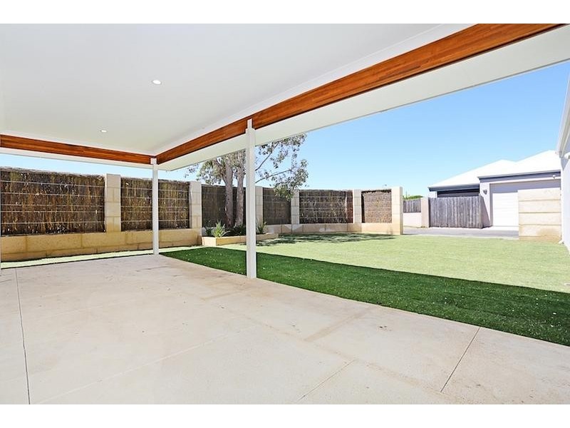 20 Dotterel Drive, Dudley Park WA 6210