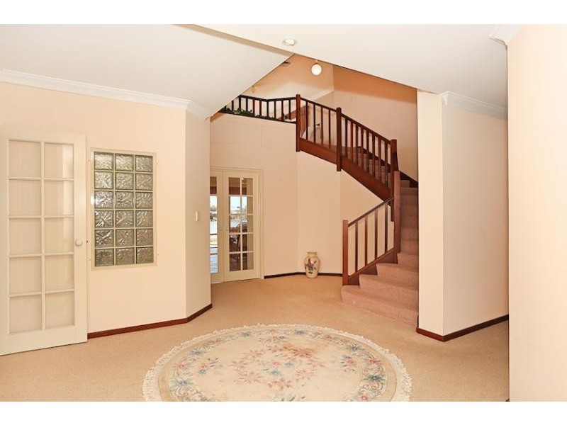 5 Reverie Mews, Halls Head WA 6210