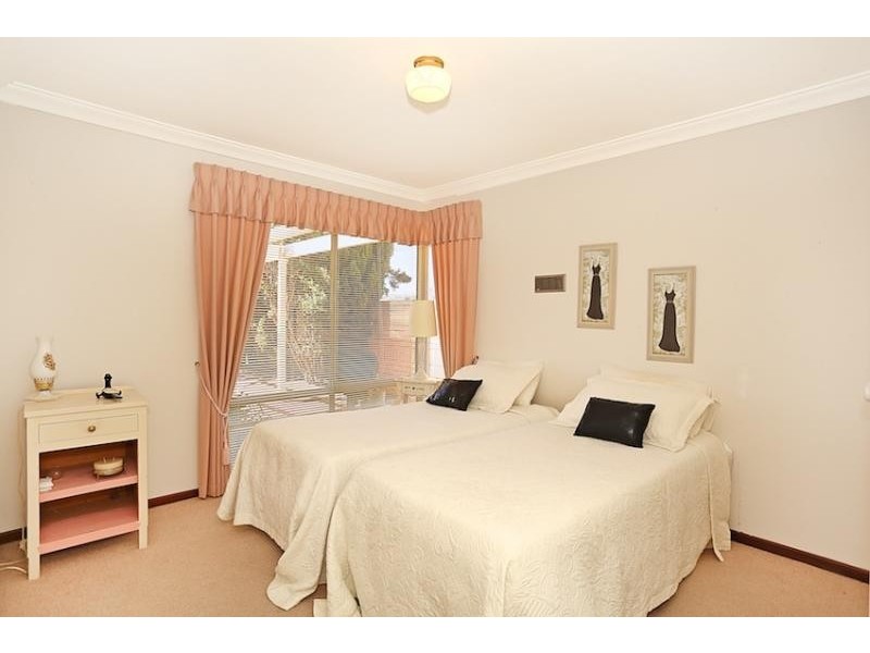 5 Reverie Mews, Halls Head WA 6210