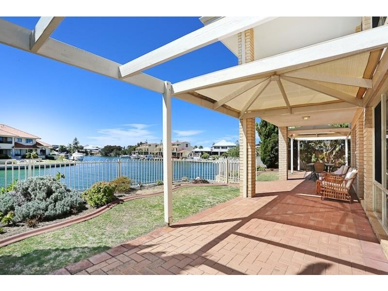 5 Reverie Mews, Halls Head WA 6210