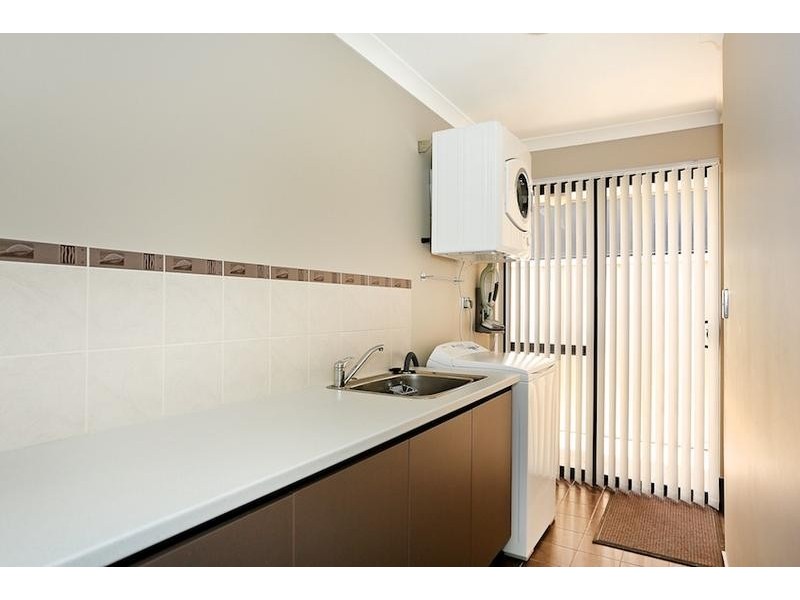 5 Harvest Chase, Madora Bay WA 6210