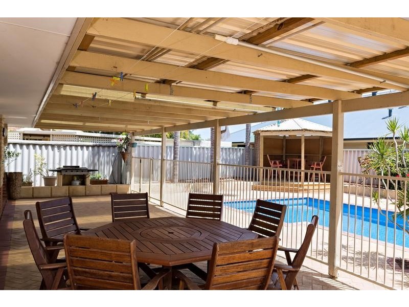 49 Willoughbridge Crescent, Erskine WA 6210