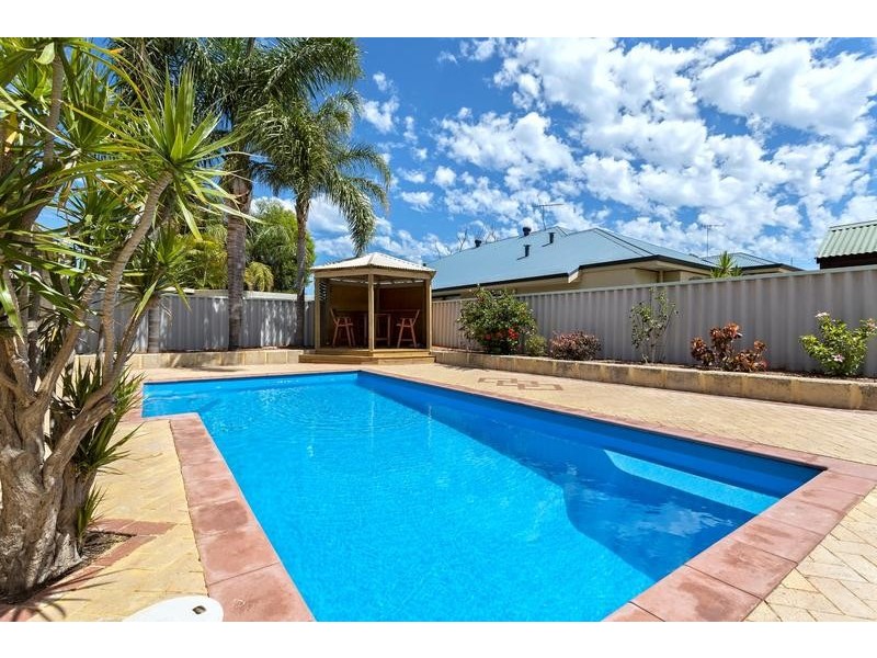 49 Willoughbridge Crescent, Erskine WA 6210