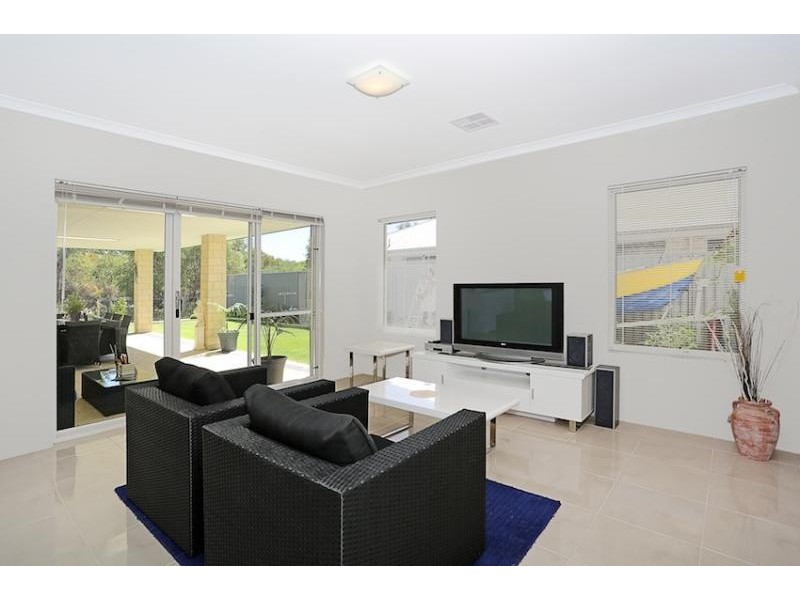 109 Countess Circuit, South Yunderup WA 6208