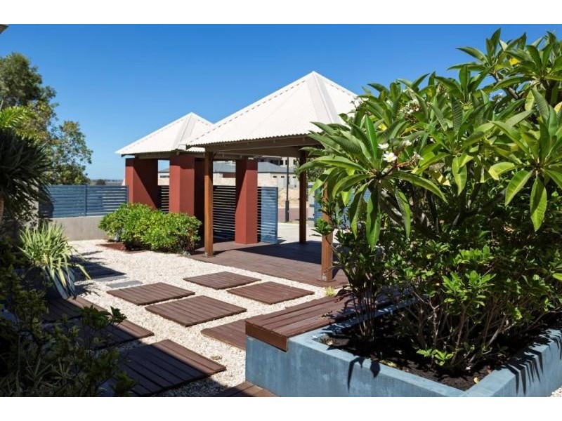 44 Erins Isle, Dudley Park WA 6210