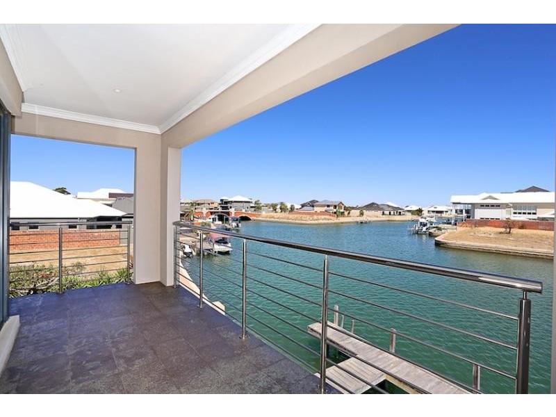 21 Waterlily Drive, Dudley Park WA 6210