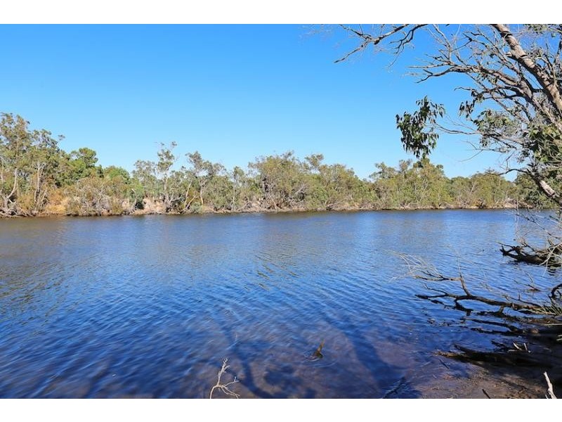 35 Thomasfield Place, Ravenswood WA 6208