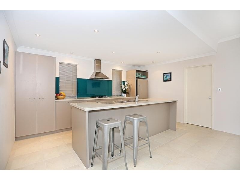 21 Dalwallinu Terrace, Dawesville WA 6211