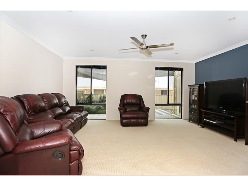 21 Dalwallinu Terrace, Dawesville WA 6211