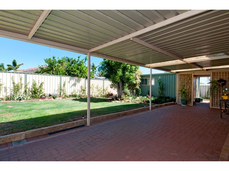 188 Oakmont Avenue, Meadow Springs WA 6210